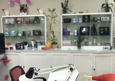 centro de estetica y herbolario, Angela en zona de tratamiento